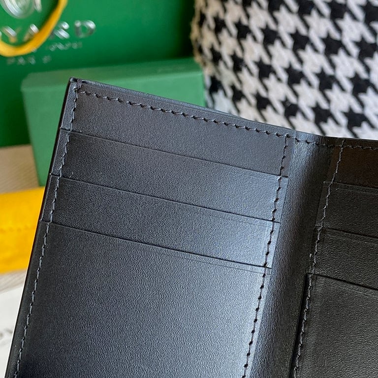 Goyard Saint-Pierre Bifold Card Wallet Black - 3