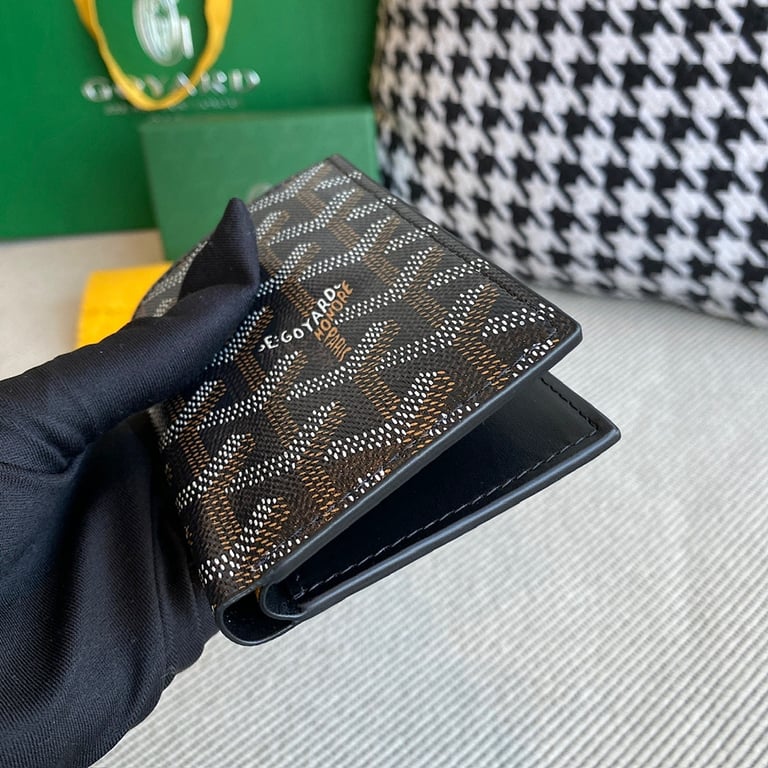 Goyard Saint-Pierre Bifold Card Wallet Black - 6