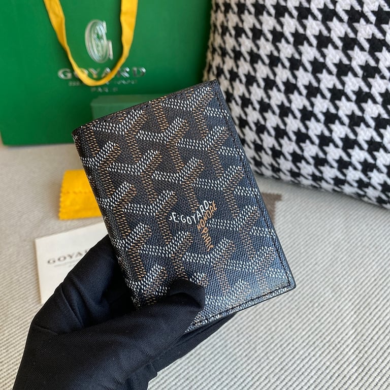Goyard Saint-Pierre Bifold Card Wallet Black - 9