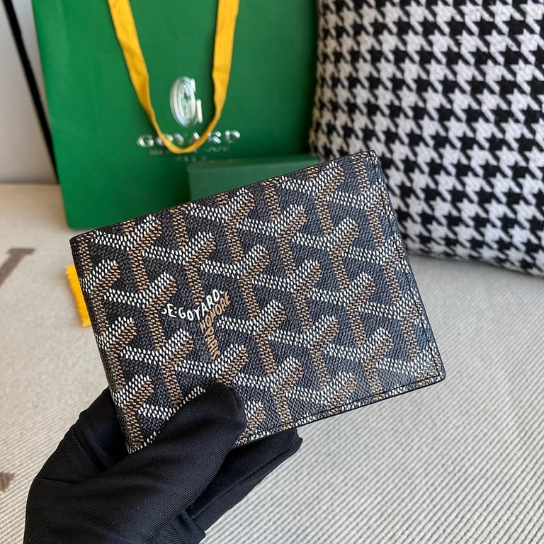 Goyard Victoire Wallet Black - 9