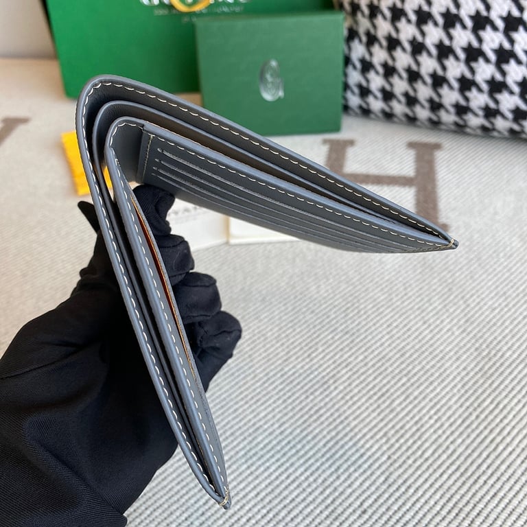 Goyard Victoire Wallet Grey - 6
