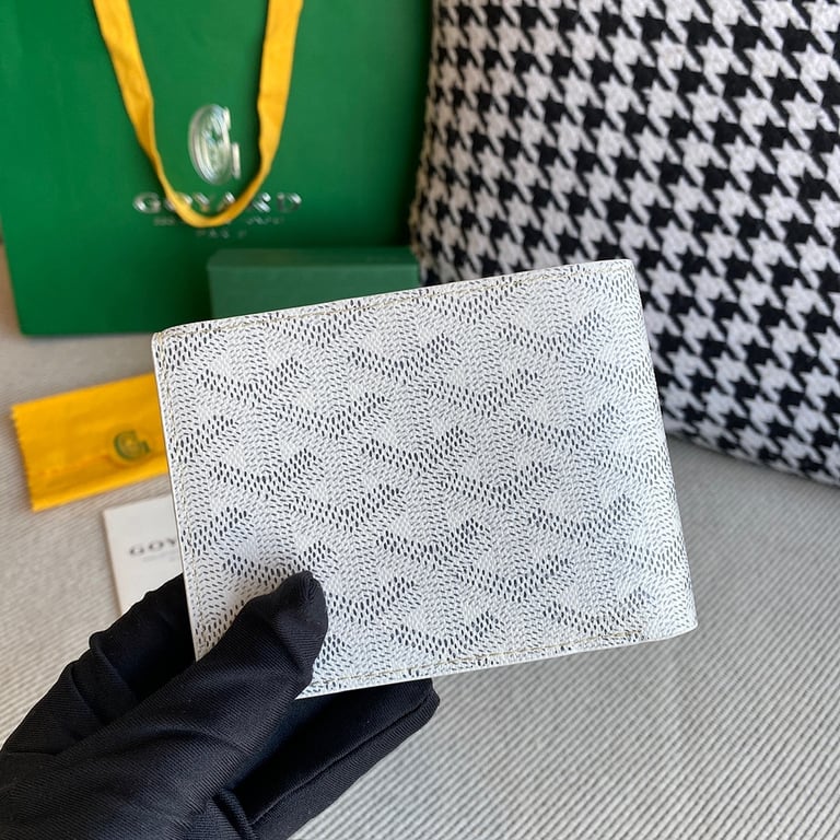 Goyard Victoire Wallet White - 7