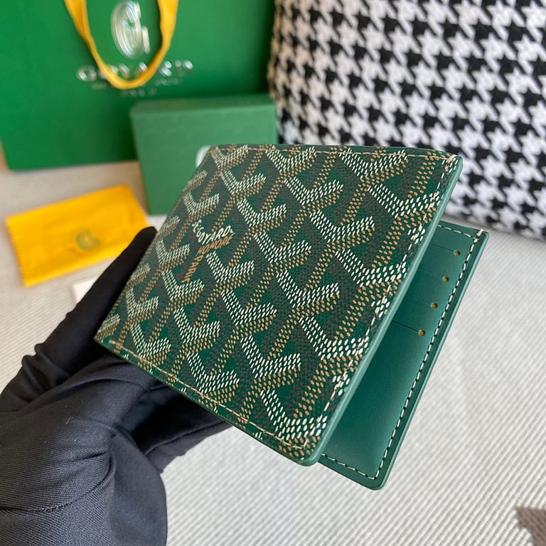 Goyard Victoire Wallet Green - 8