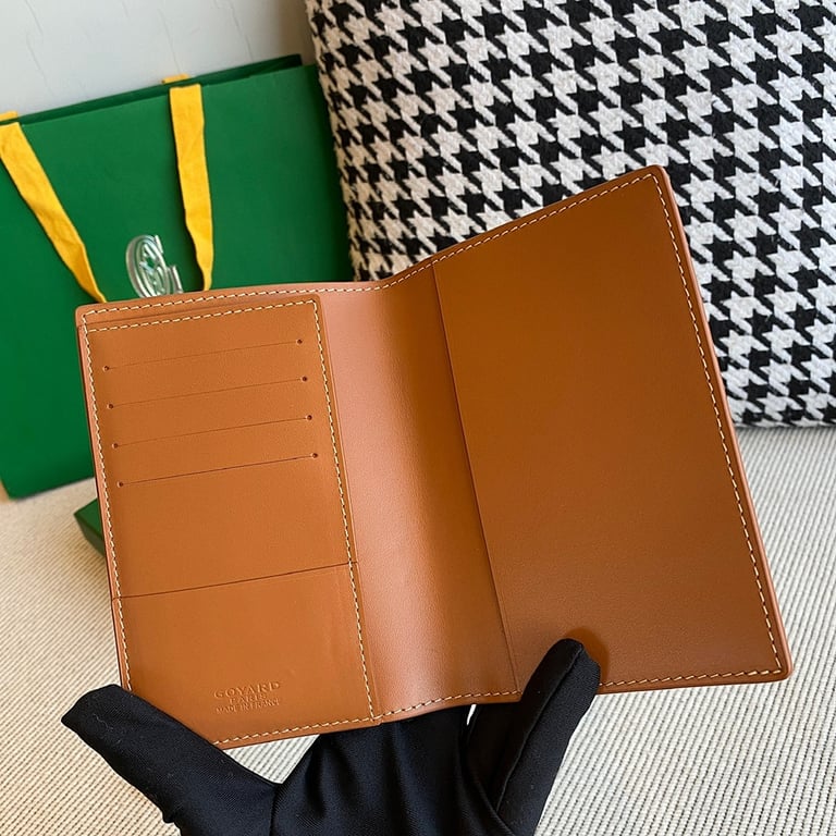 Goyard Passport Holder Black/Tan - 5