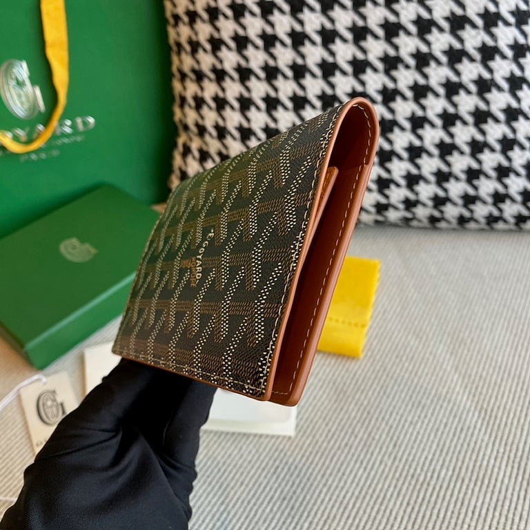 Goyard Passport Holder Black/Tan - 8