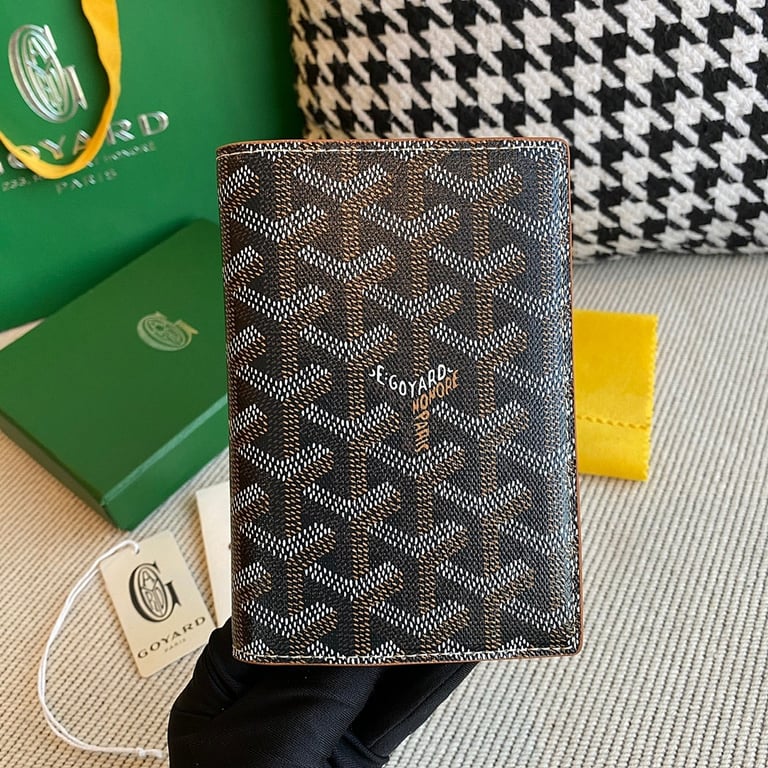Goyard Passport Holder Black/Tan - 9