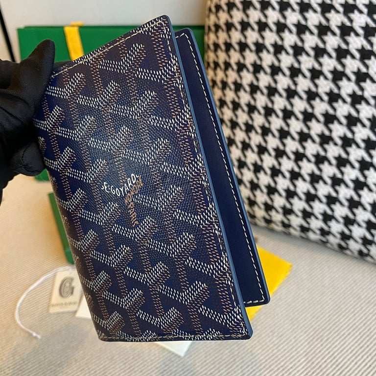 Goyard Passport Cover Navy Blue - 8