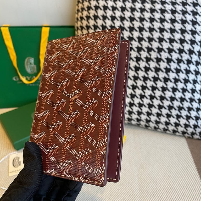 Goyard Passport Holder Burgundy - 9