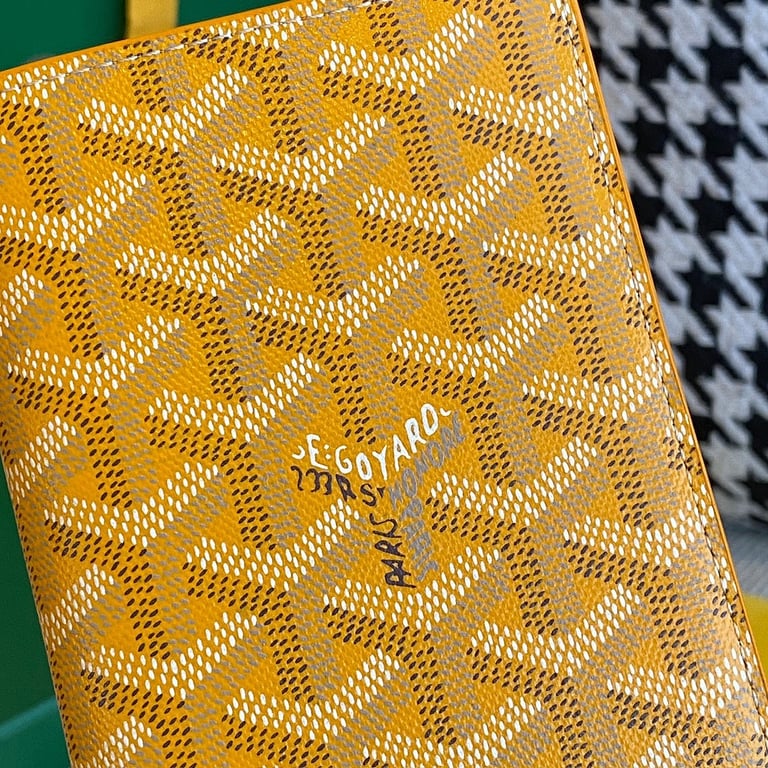 Goyard Passport Holder Yellow - 4