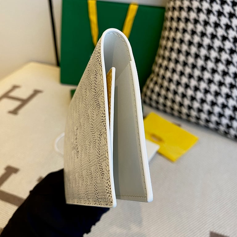 Goyard Passport Holder White - 7