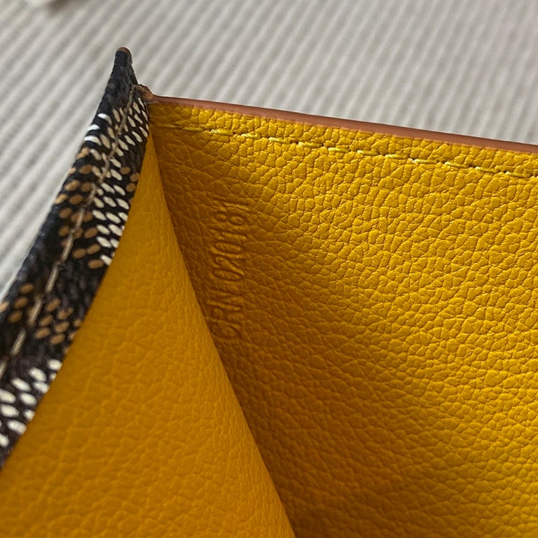 Goyard 8508 Long Wallet Passport Holder - 3