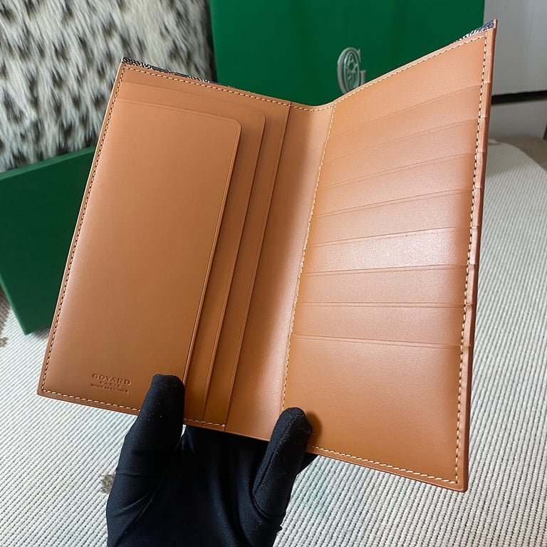 Goyard 8508 Long Wallet Passport Holder - 6