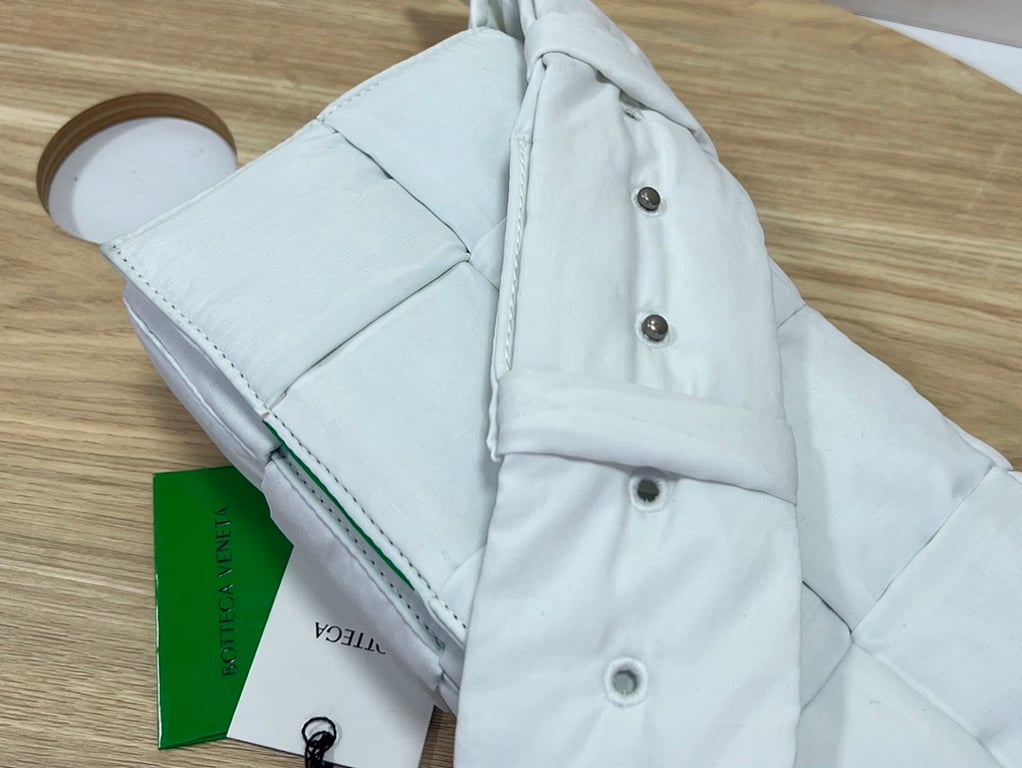 Bottega Veneta Padded Cassette Nylon White Green 628951 - 5