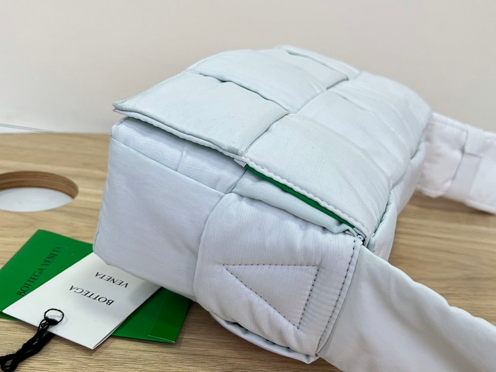 Bottega Veneta Padded Cassette Nylon White Green 628951 - 9