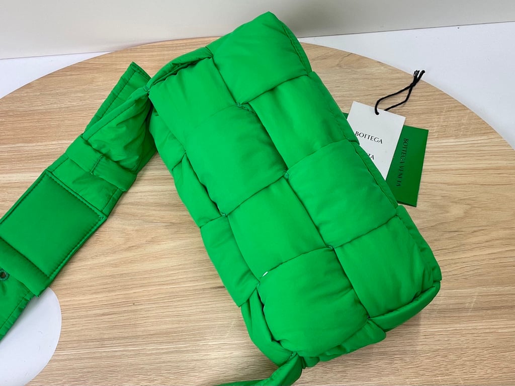 Bottega Veneta Padded Cassette Nylon Green - 2