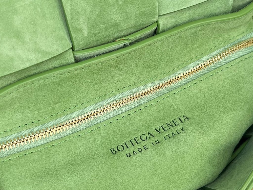 Bottega Veneta Cassette Crossbody Bag Tan/Green - 3