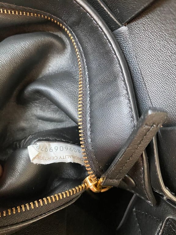 Bottega Veneta Cassette Bag Black - 2
