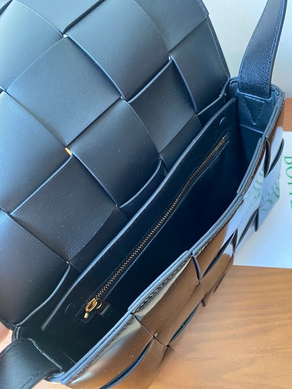 Bottega Veneta Cassette Bag Black - 5