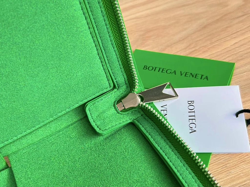 Bottega Veneta Intrecciato Document Case 680169 Green - 4