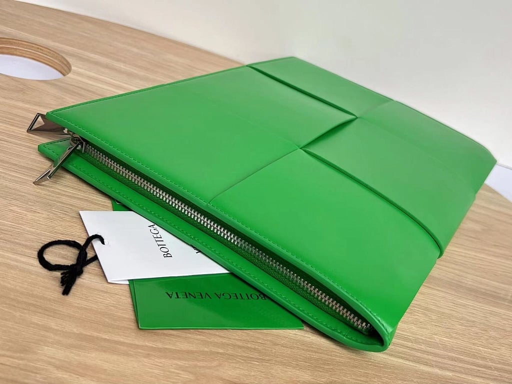 Bottega Veneta Intrecciato Document Case 680169 Green - 9