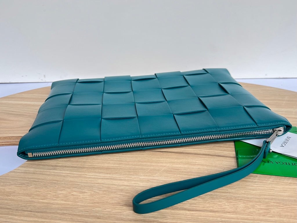 Bottega Veneta Intrecciato Leather Clutch Blue - 8