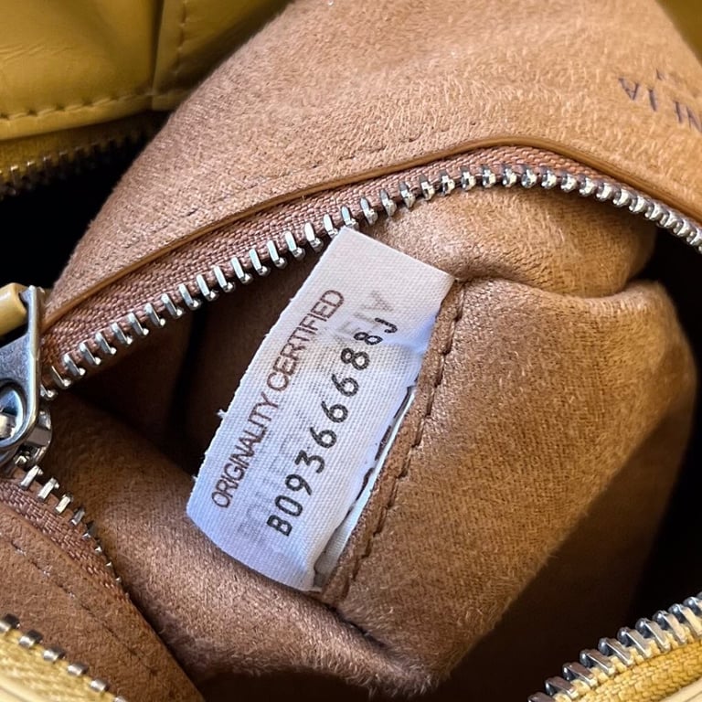 Bottega Veneta Cassette Camera Bag Yellow - 2