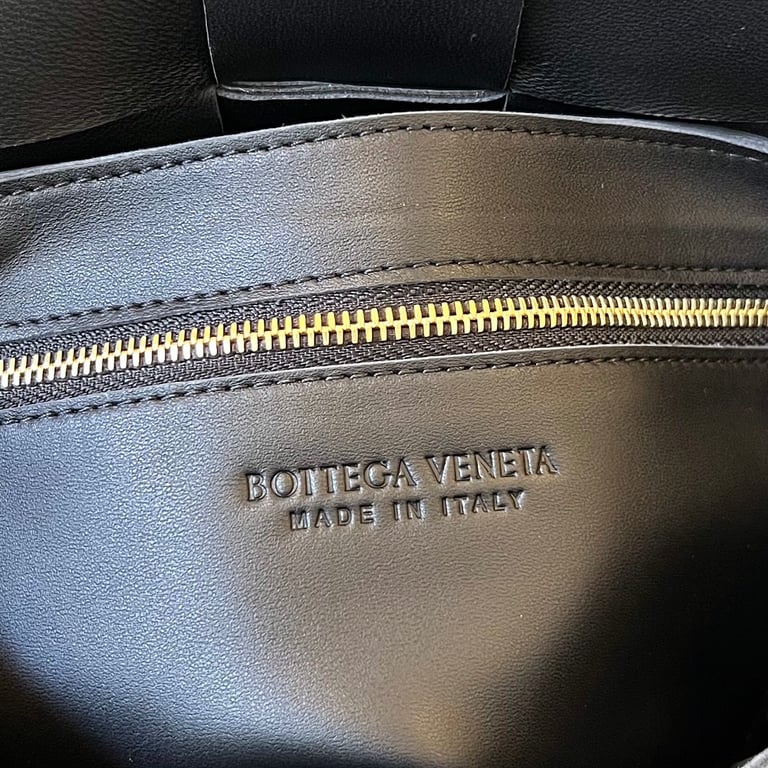 Bottega Veneta Cassette Bag Black - 3