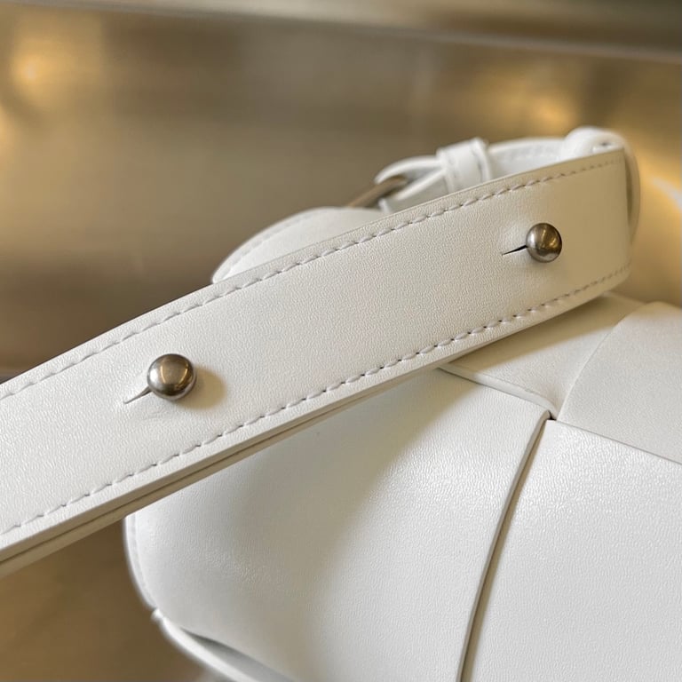 Bottega Veneta Intrecciato Cylinder Bag White - 4