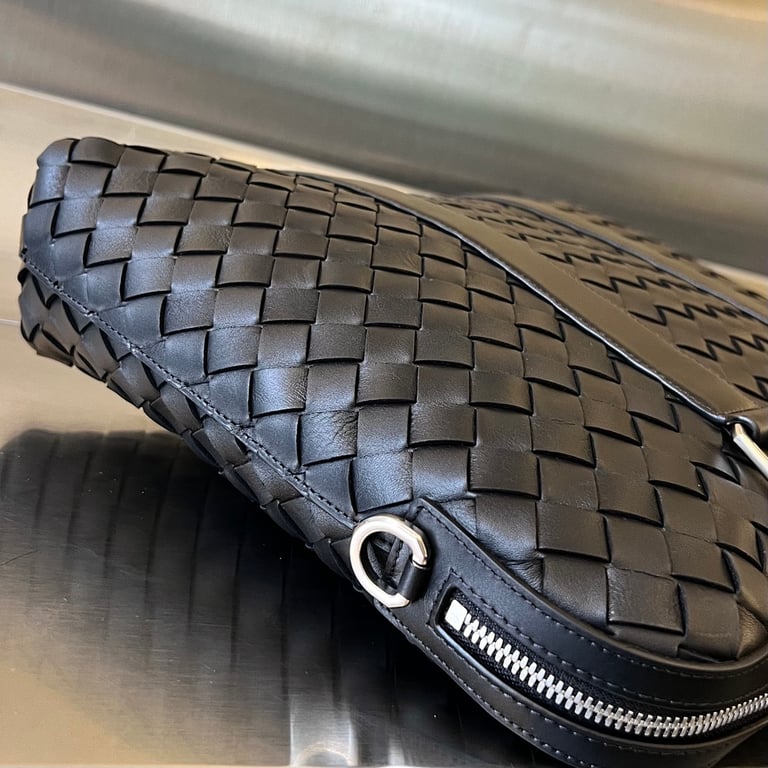 Bottega Veneta Intrecciato Briefcase Black 690702 - 2