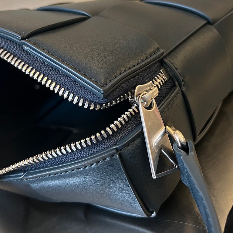 Bottega Veneta Cassette Camera Bag Dark Blue - 9