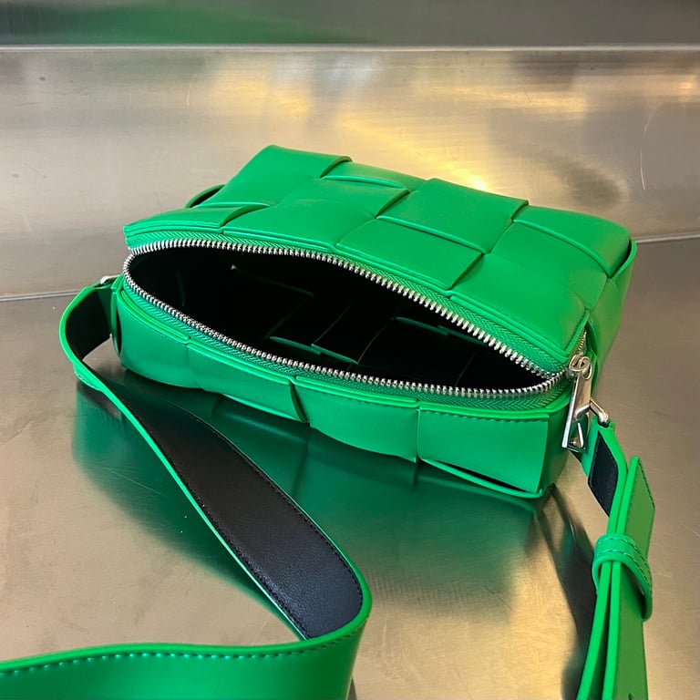 Bottega Veneta Cassette Camera Bag Green - 5