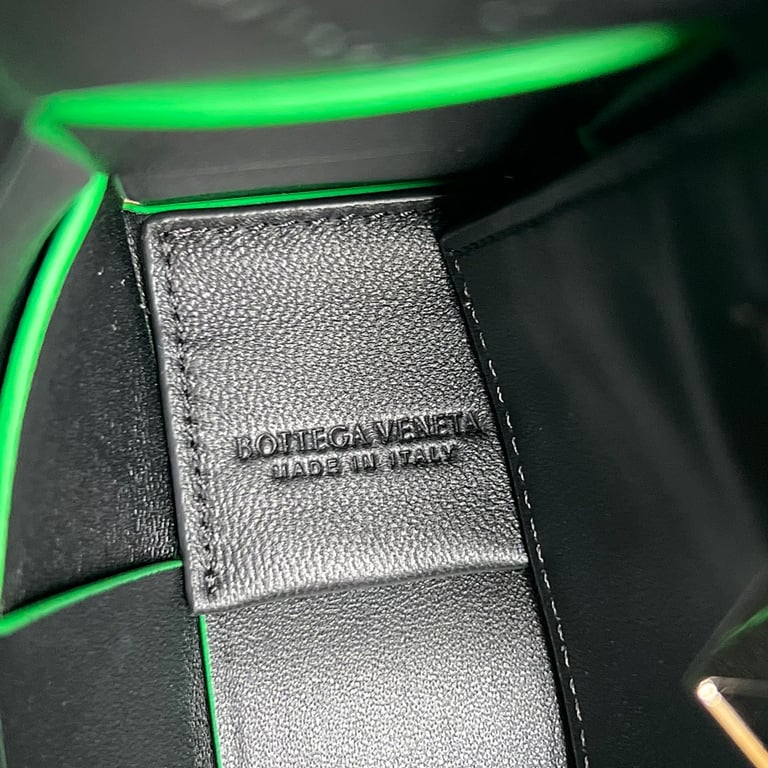 Bottega Veneta Cassette Crossbody Bag Green - 2