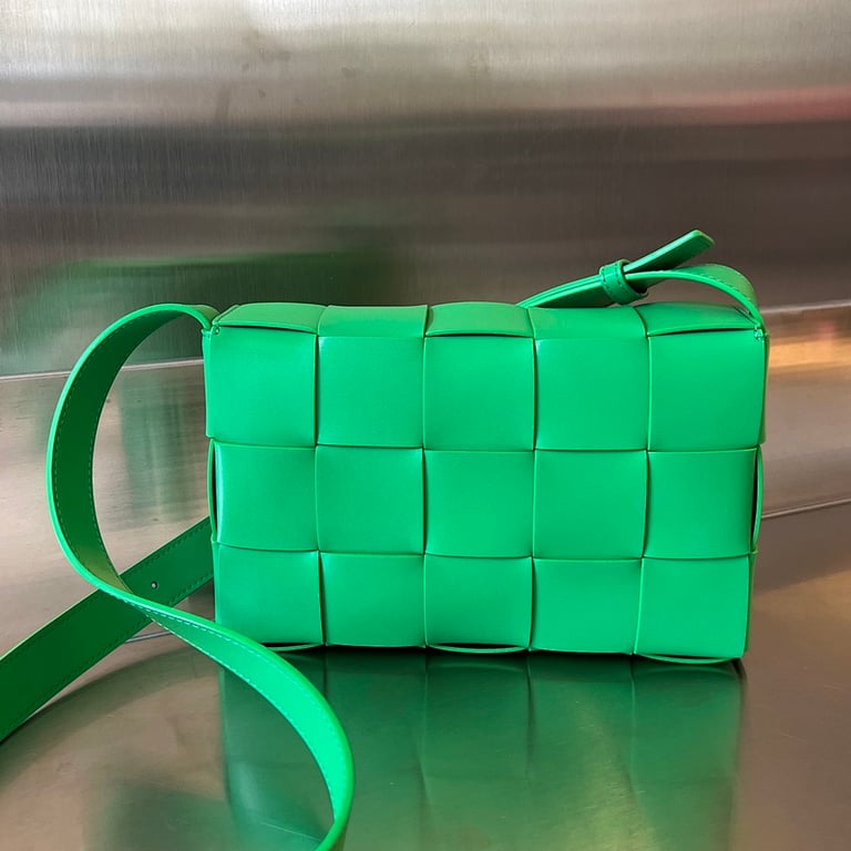 Bottega Veneta Cassette Crossbody Bag Green - 4