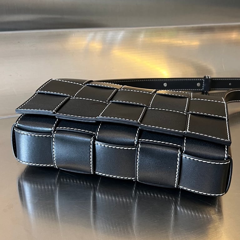 Bottega Veneta Cassette Crossbody Bag Black - 6