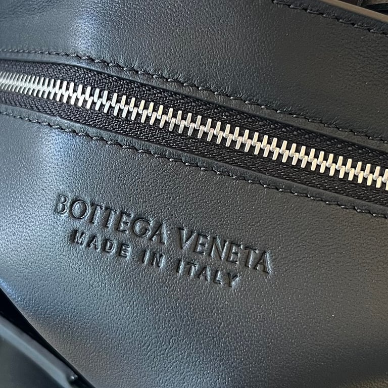 Bottega Veneta Cassette 2-in-1 Crossbody Bag Black - 2