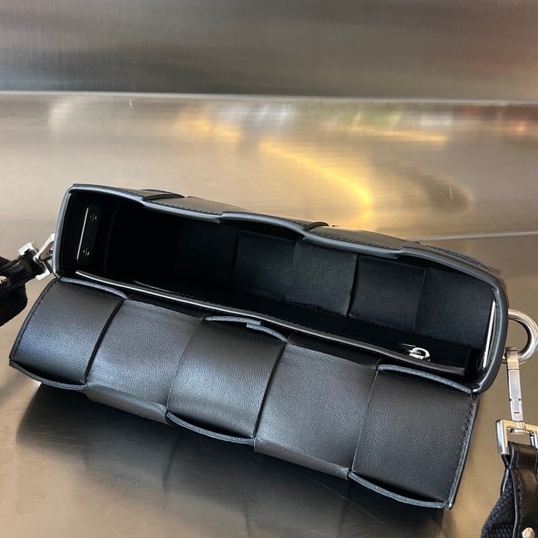 Bottega Veneta Cassette 2-in-1 Crossbody Bag Black - 9