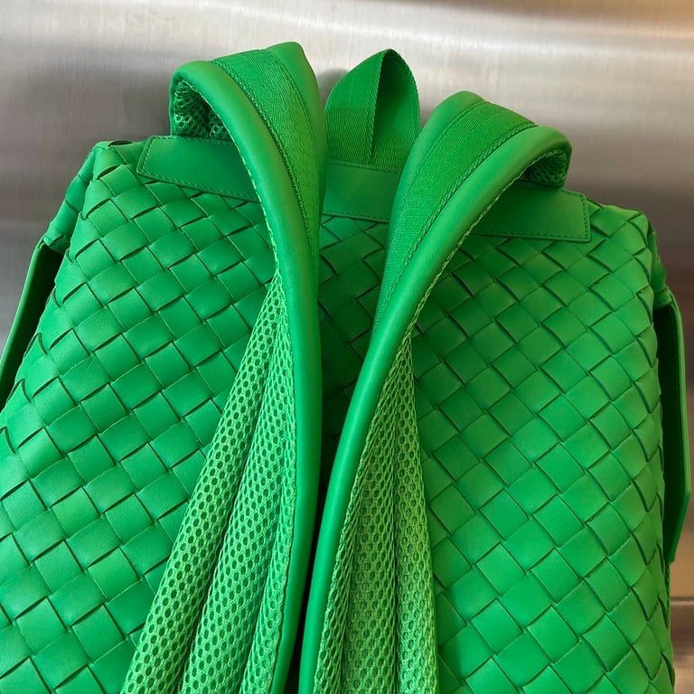 Bottega Veneta Intrecciato Backpack 653118 Green - 3