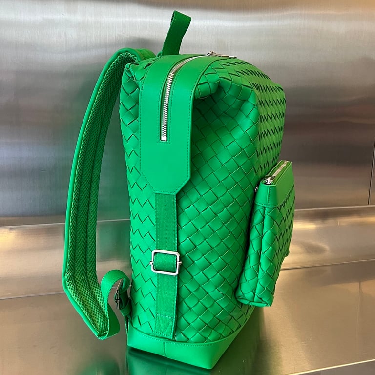Bottega Veneta Intrecciato Backpack 653118 Green - 9