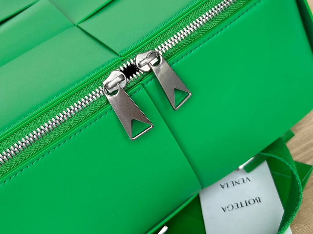 Bottega Veneta Cassette Backpack Green 680092 - 9