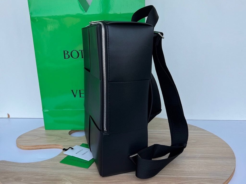 Bottega Veneta Cassette Backpack 680092 Black - 6