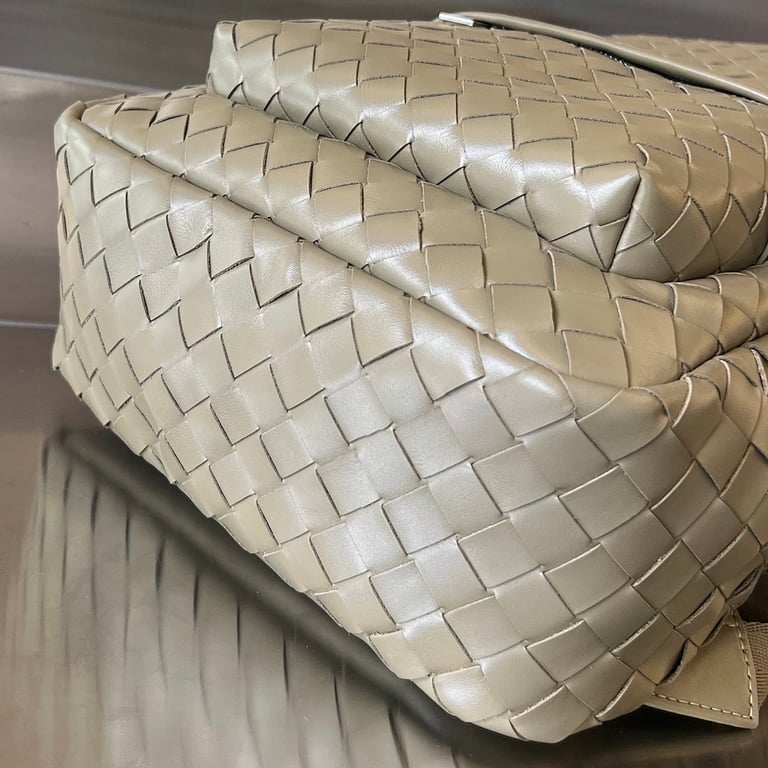 Bottega Veneta Intrecciato Leather Backpack 730728 Olive - 4