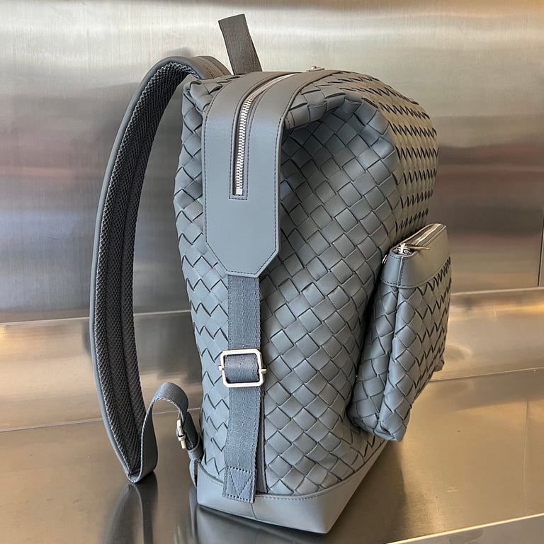 Bottega Veneta Intrecciato Leather Backpack Grey - 4
