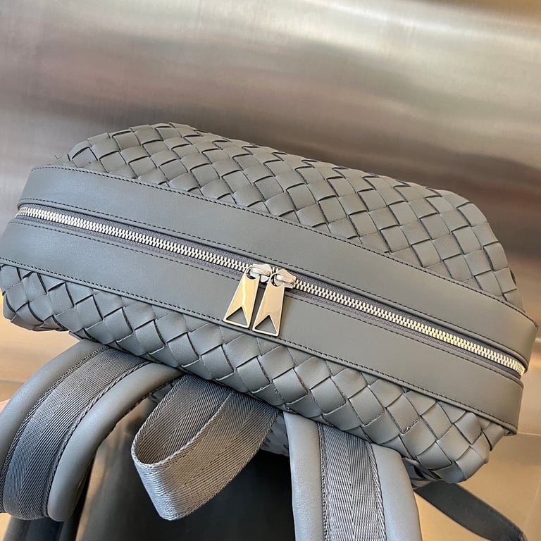 Bottega Veneta Intrecciato Leather Backpack Grey - 6