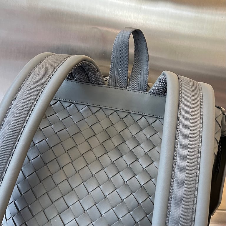 Bottega Veneta Intrecciato Leather Backpack Grey - 8