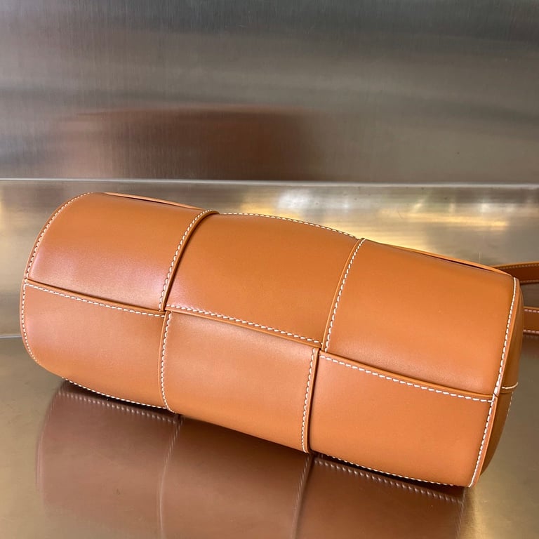 Bottega Veneta Small Intrecciato Duffle Bag Brown - 6