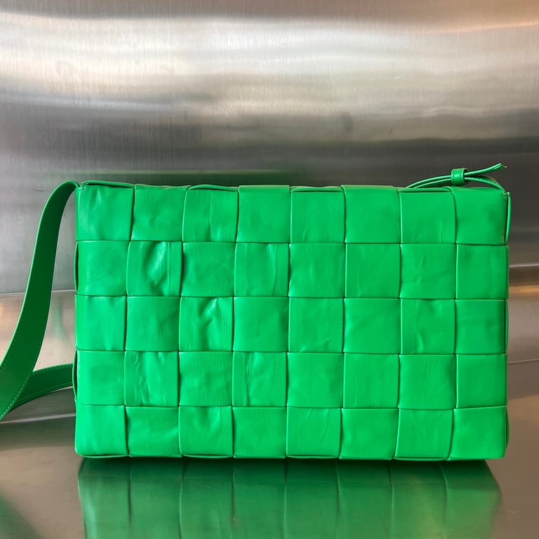 Bottega Veneta Cassette Messenger Bag Green - 9