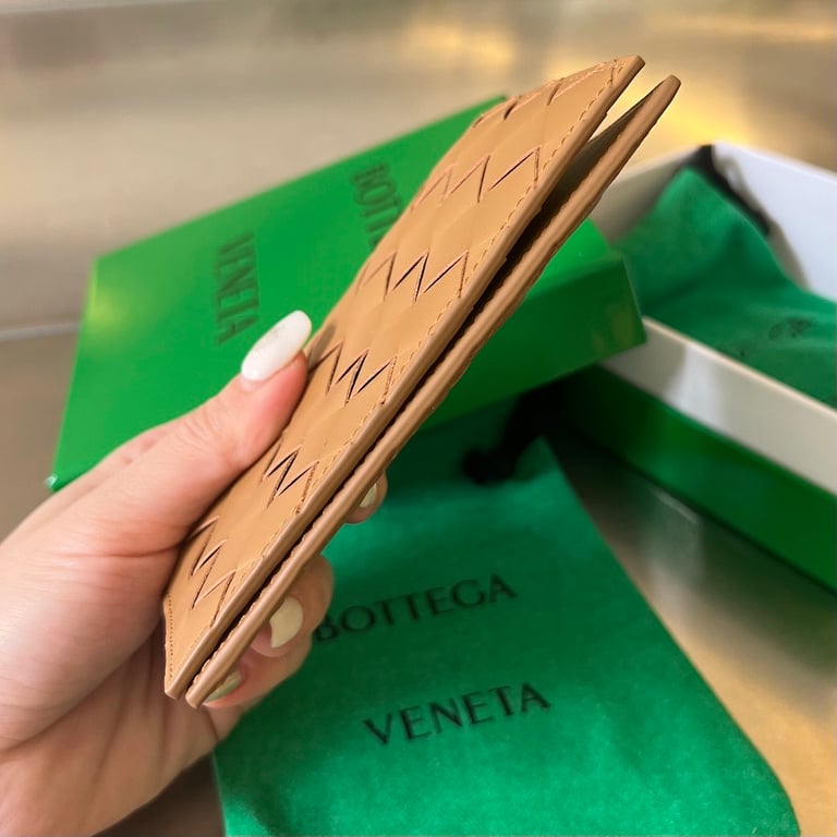 Bottega Veneta Intrecciato Leather Passport Holder 607482 - 9
