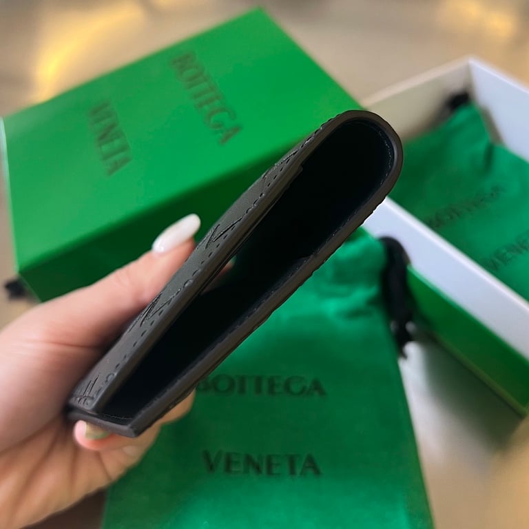 Bottega Veneta Intrecciato Passport Holder Black 607482 - 8