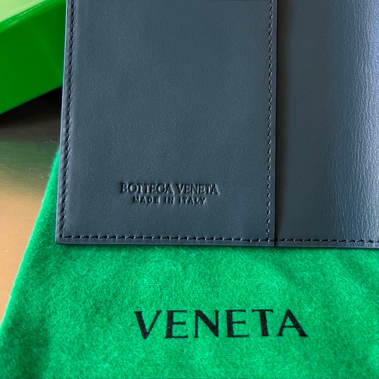 Bottega Veneta Intrecciato Passport Holder 607482 - 5