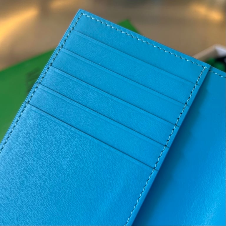 Bottega Veneta Intrecciato Passport Holder Blue 607482 - 3